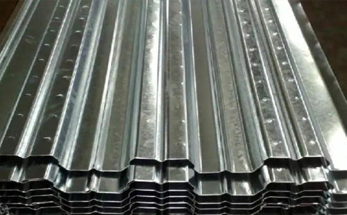 高层住宅吊装阿克塞楼承板怎么省工期